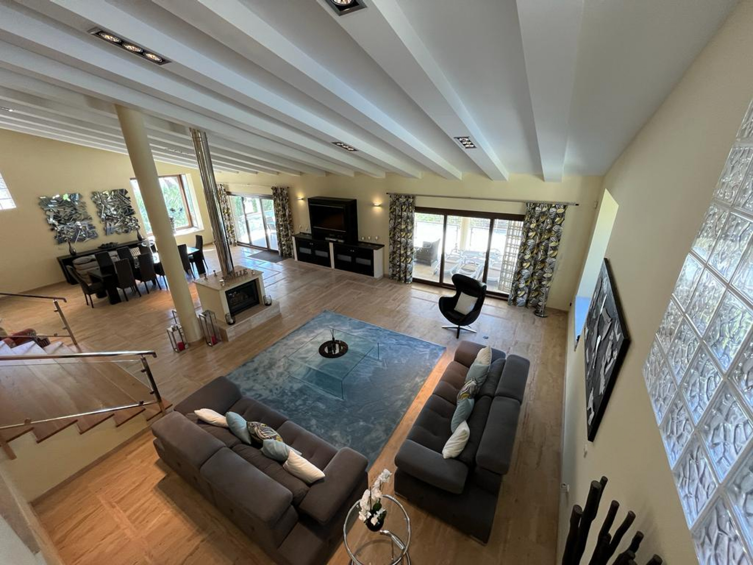 property_attachment_1agxyucrit_20220426045538