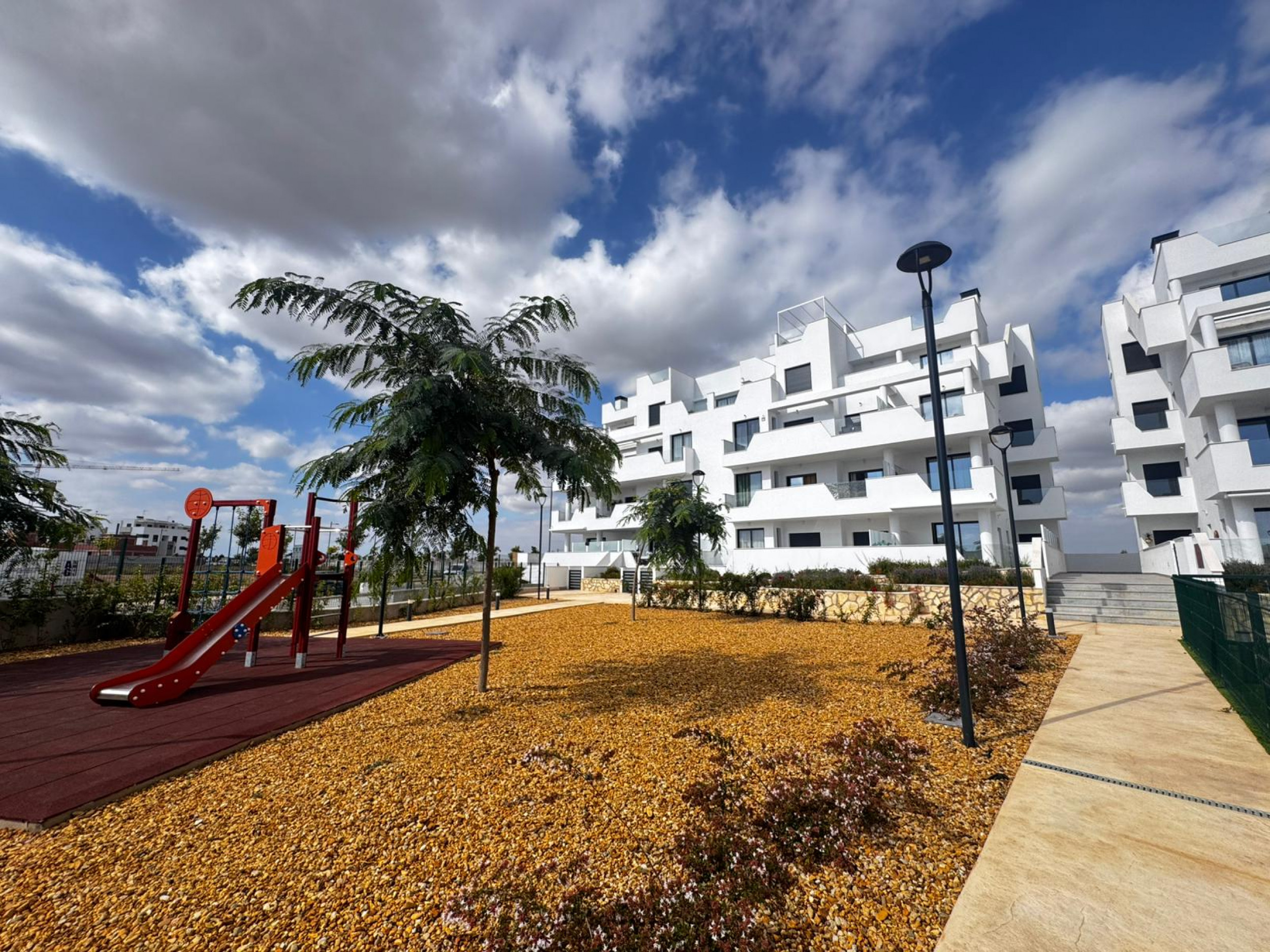 property_attachment_1hrgixr8s2_20251007110020