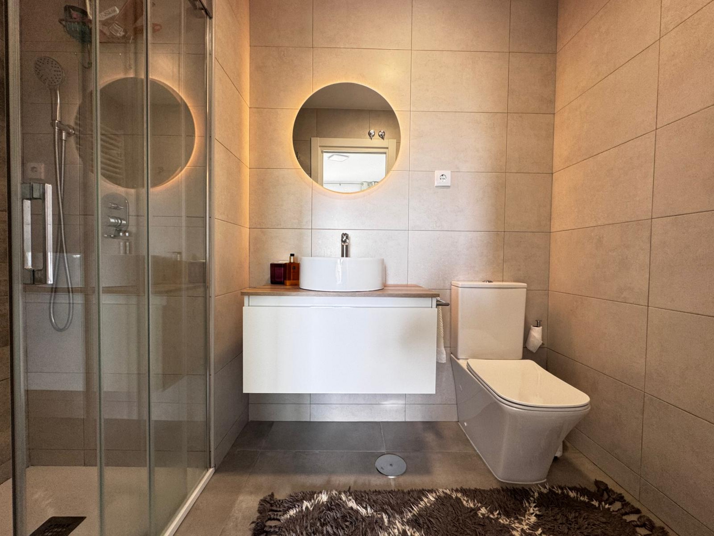 property_attachment_1vnwrprwtp_20251007110024