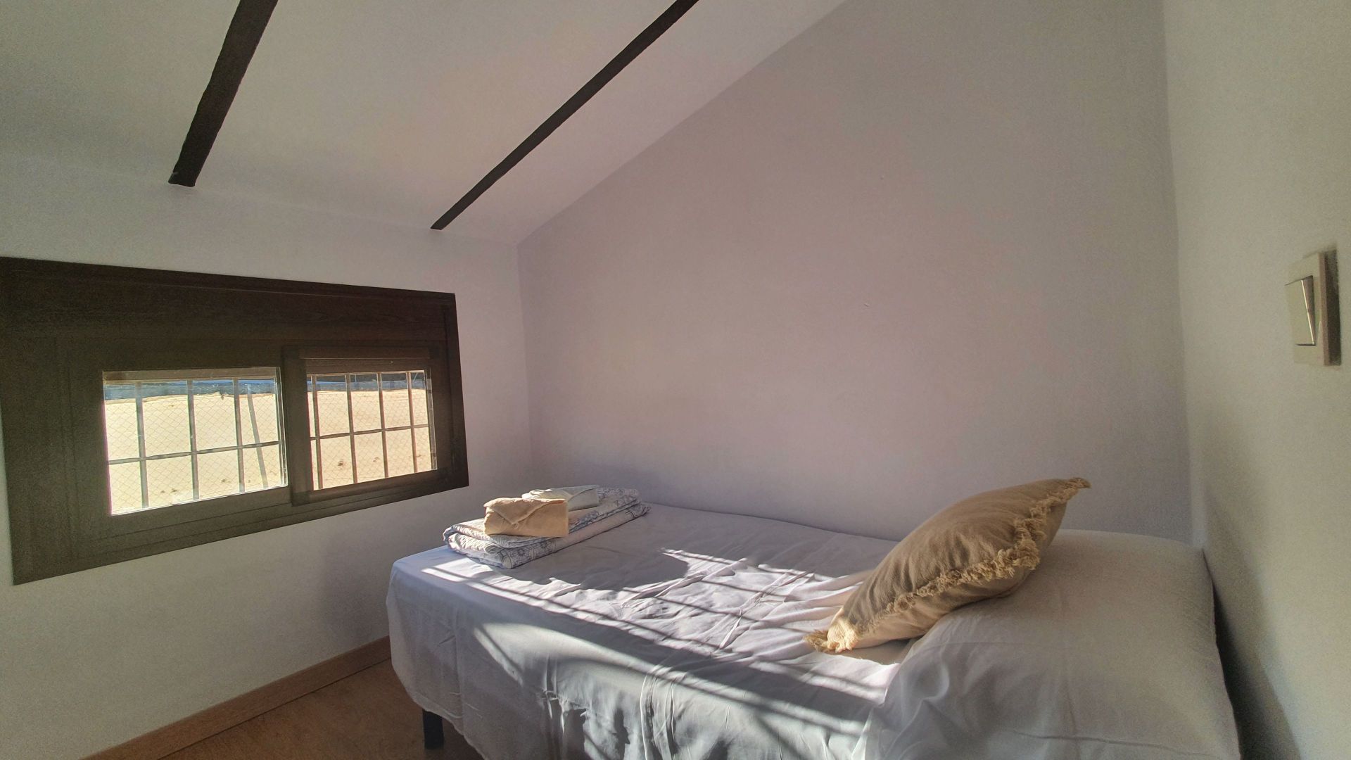 005021e99a1b37ca4c9b3a1153ee584b7806f83db4e