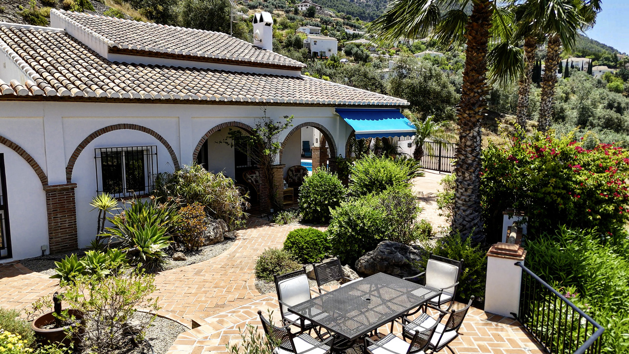 1367-villa-for-sale-in-alcaucin-47808-large