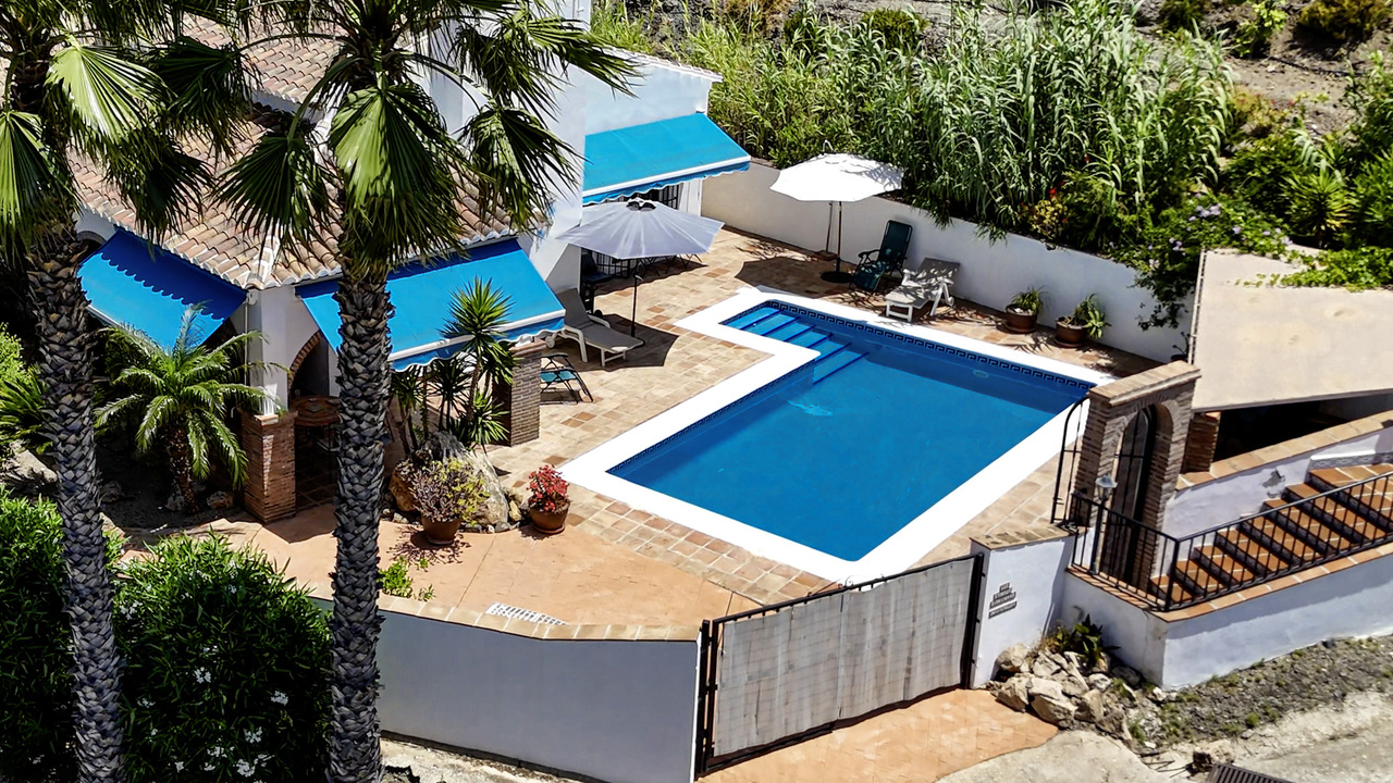 1367-villa-for-sale-in-alcaucin-47810-large