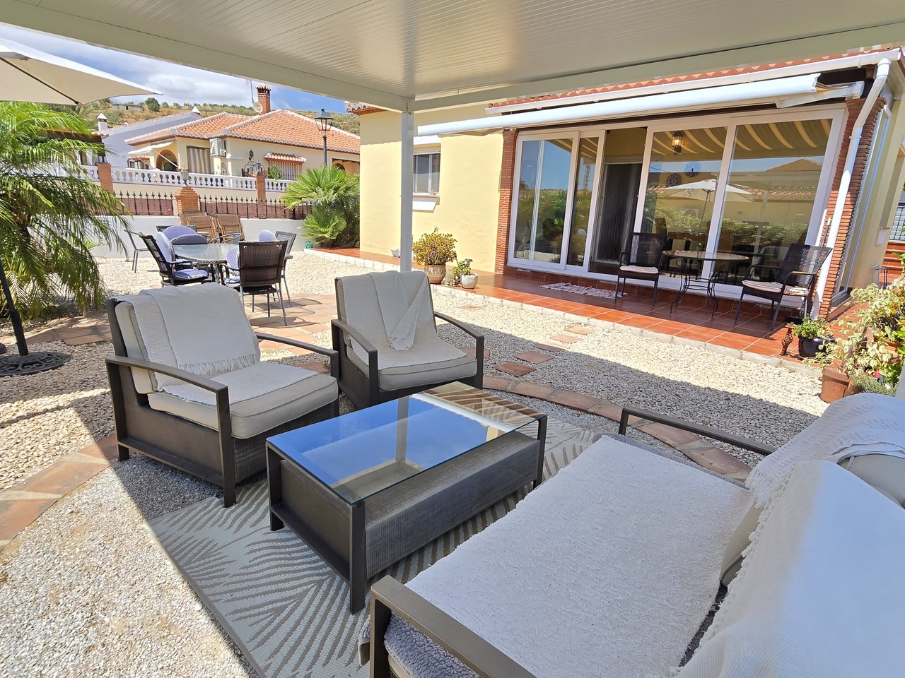 1371-villa-for-sale-in-alcaucin-48068-large