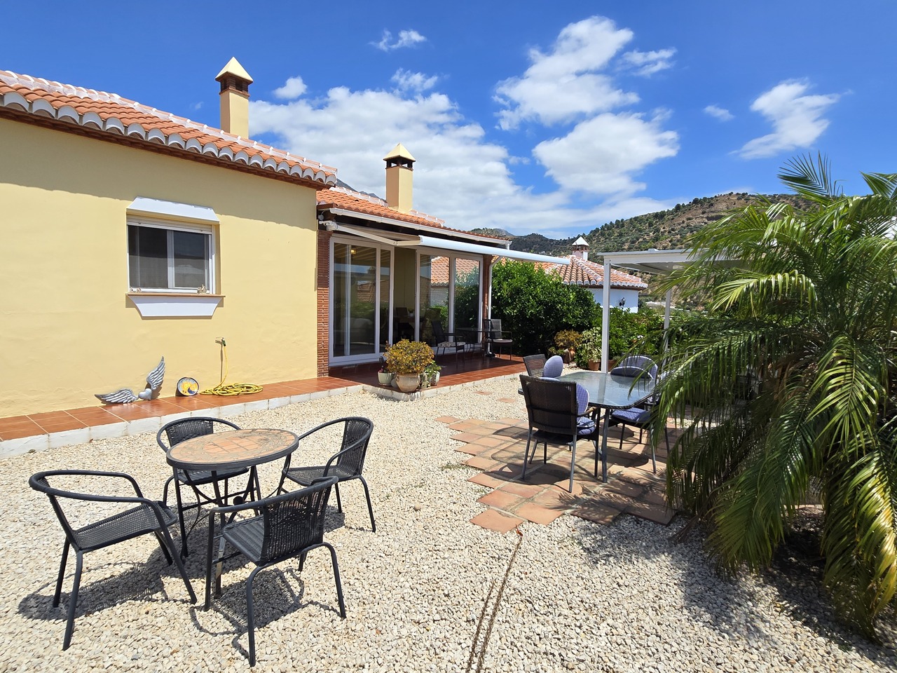 1371-villa-for-sale-in-alcaucin-48071-large