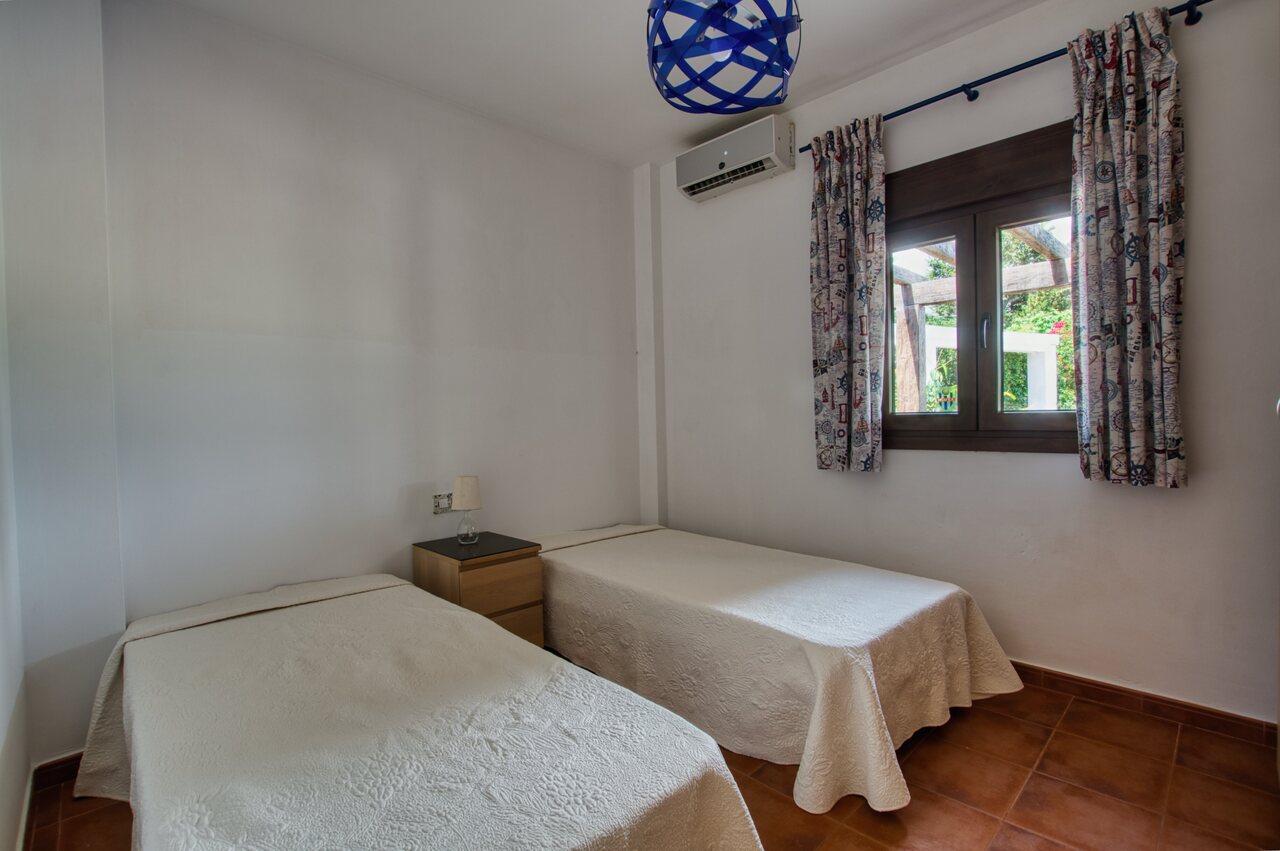 1379-villa-for-sale-in-mondron-48530-large