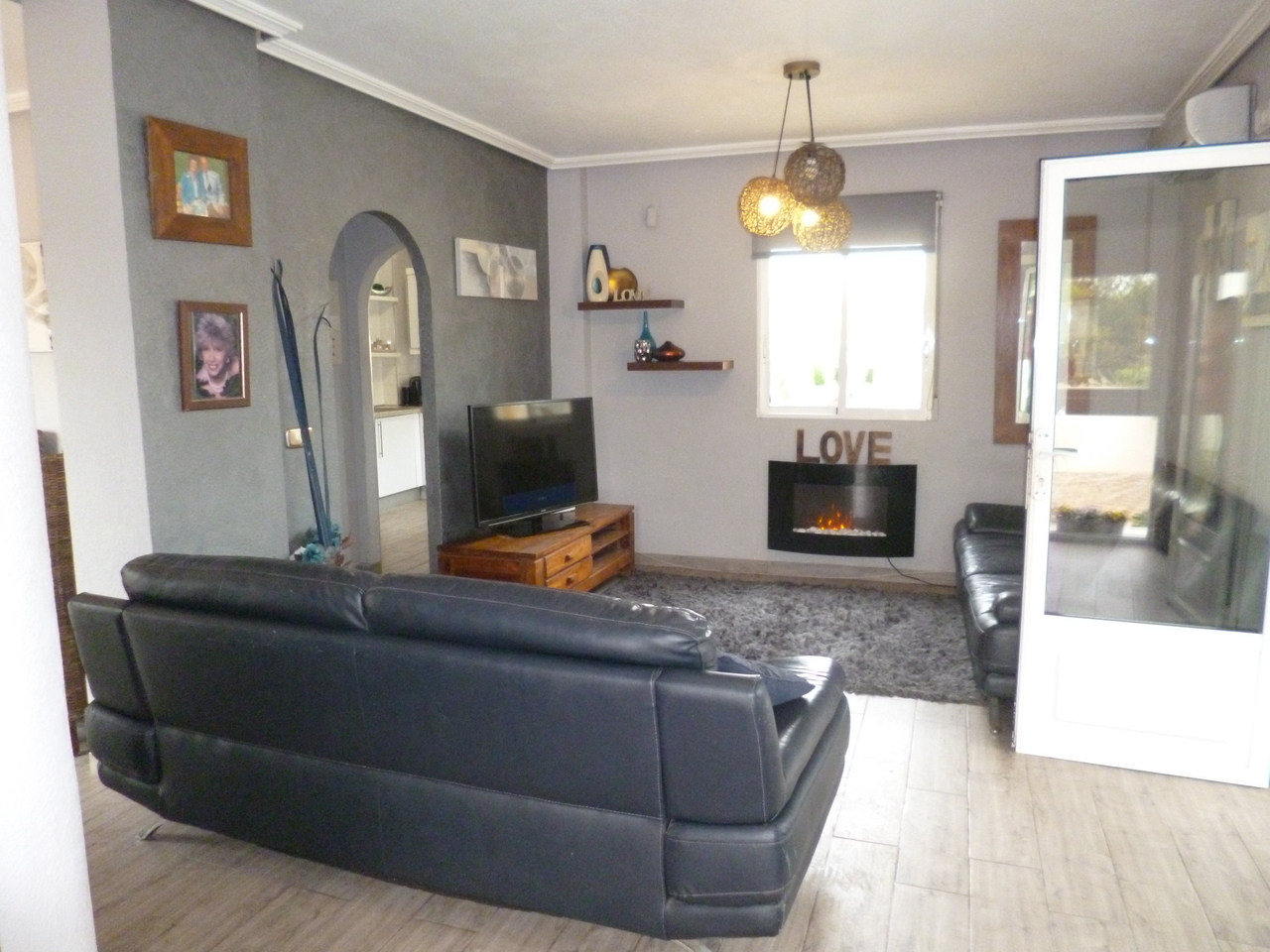 1613-villa-for-sale-in-play-flamenca-1362363-large