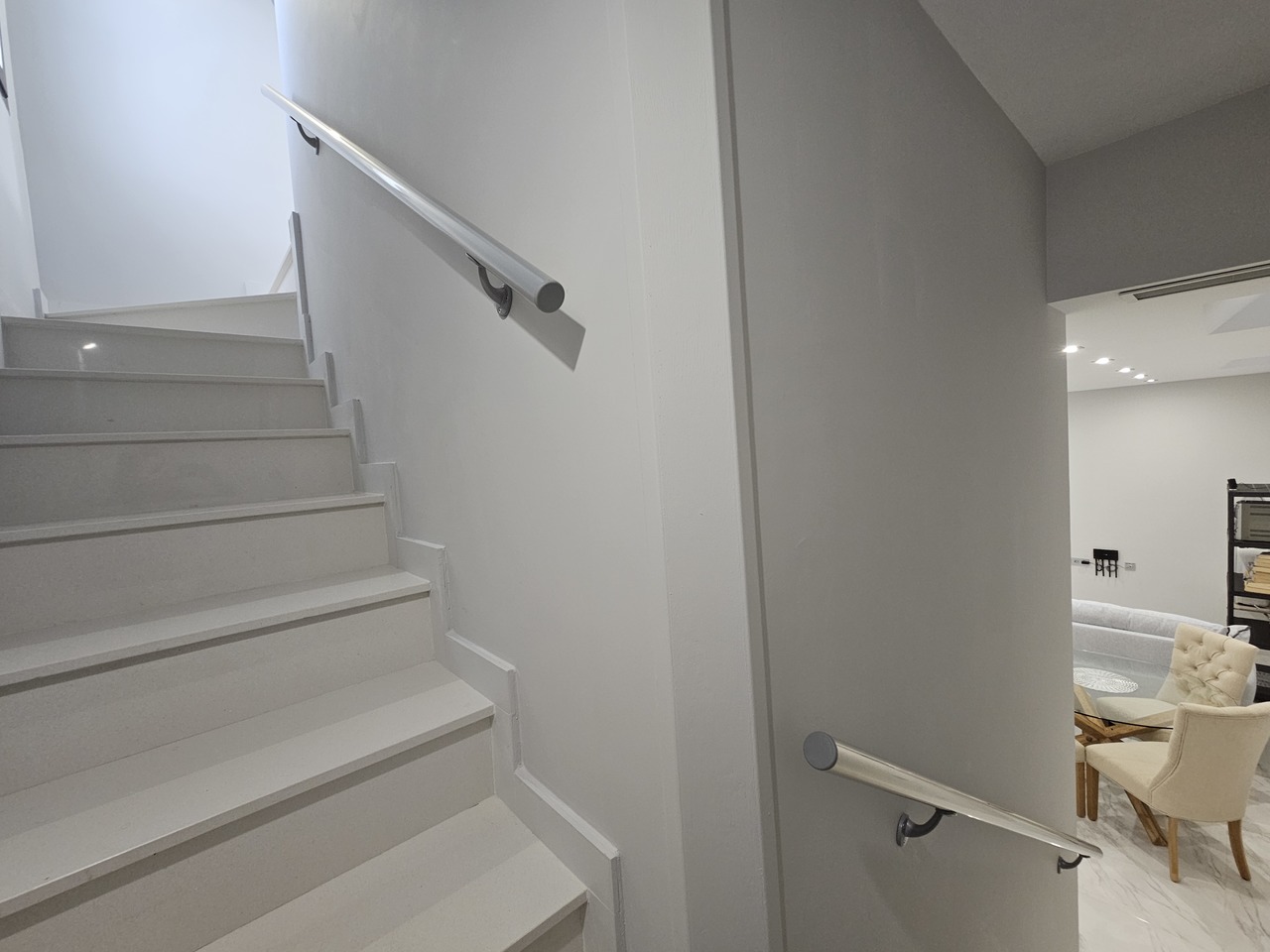 20250116_124229_xlarge