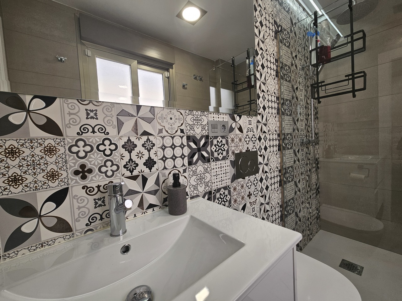 20250116_124501_xlarge