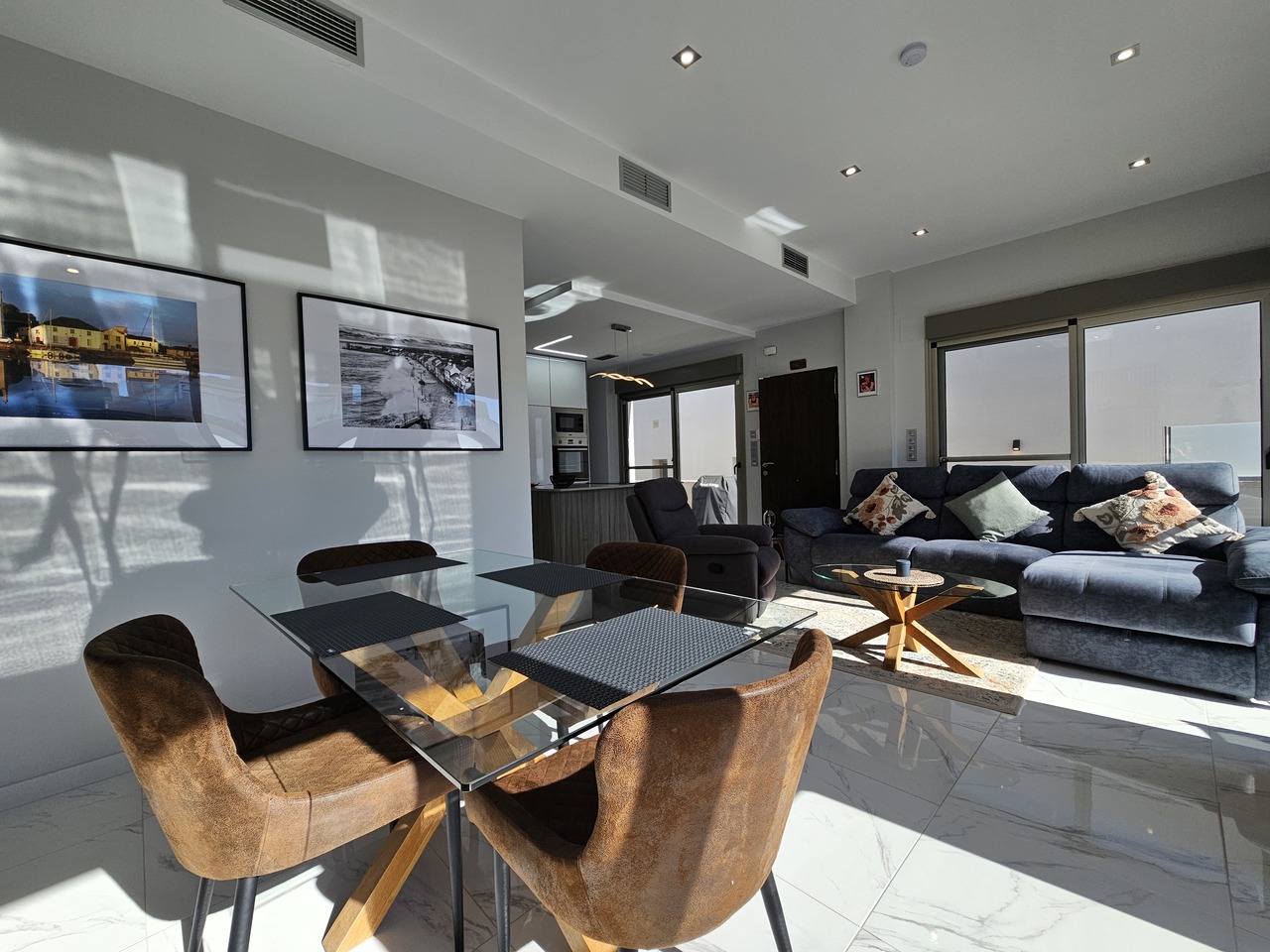 20250130_130432_xlarge