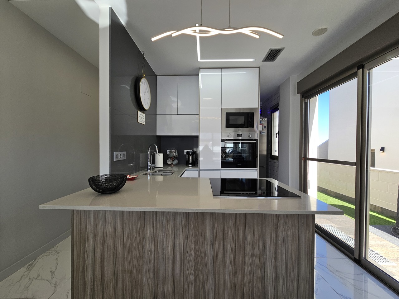 20250130_130458_xlarge