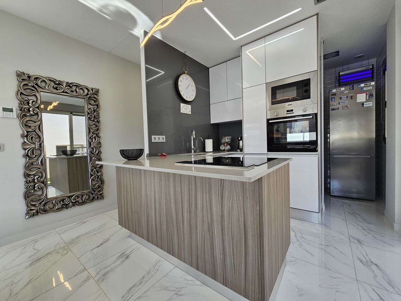 20250130_130728_xlarge