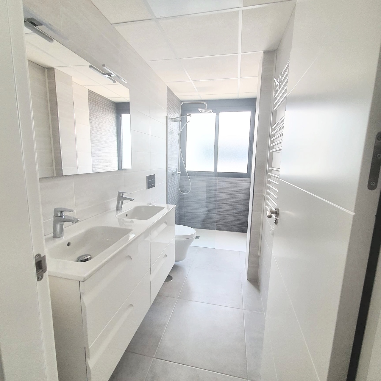 6261bfd68664bdd277d8_xlarge