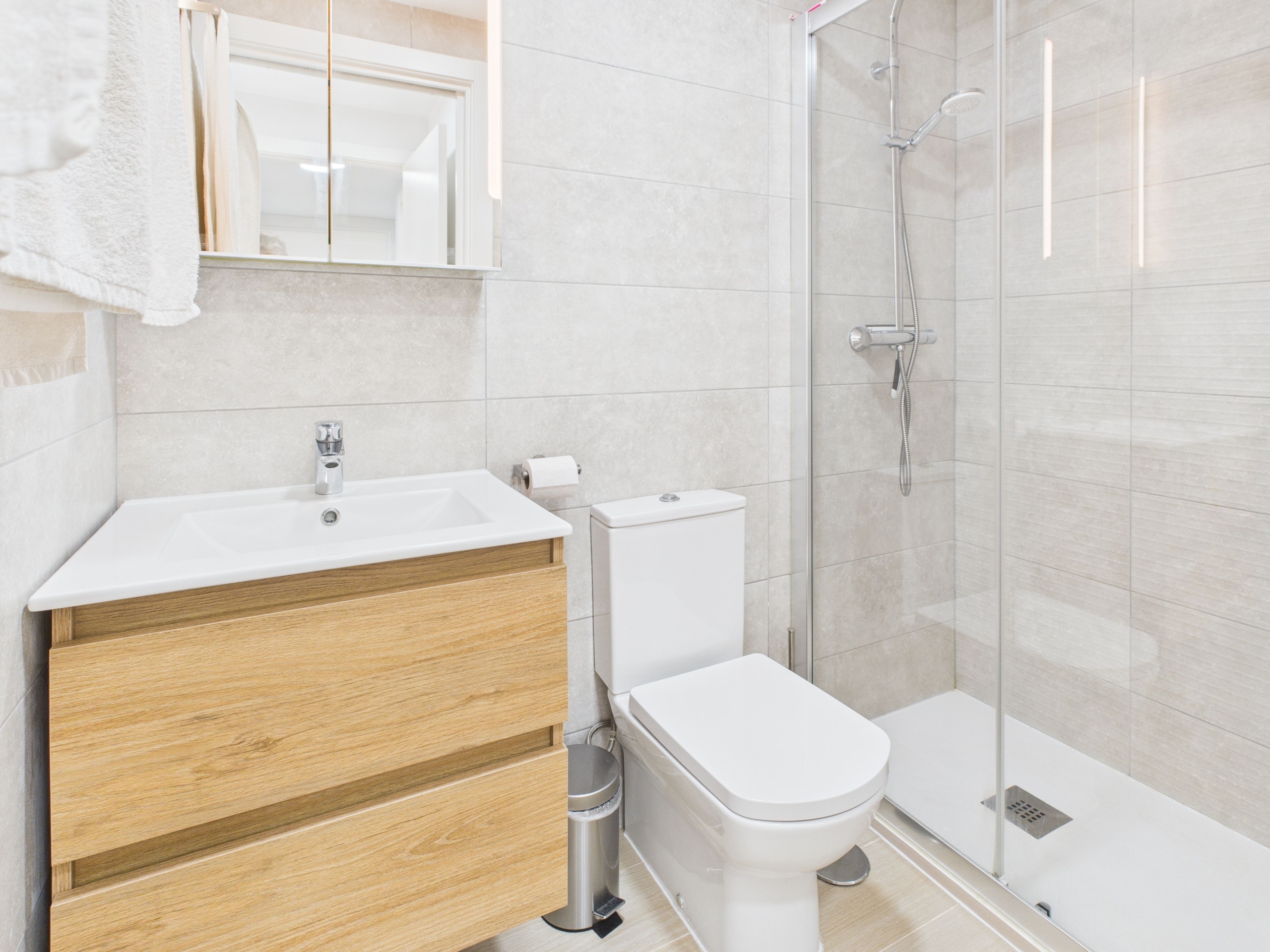 9775_seafront_2_bedroom__2_bathroom_apartment_with_stunning_mar_menor_views_playa_honda_010925165328_cam05282g0_pr0089_still009