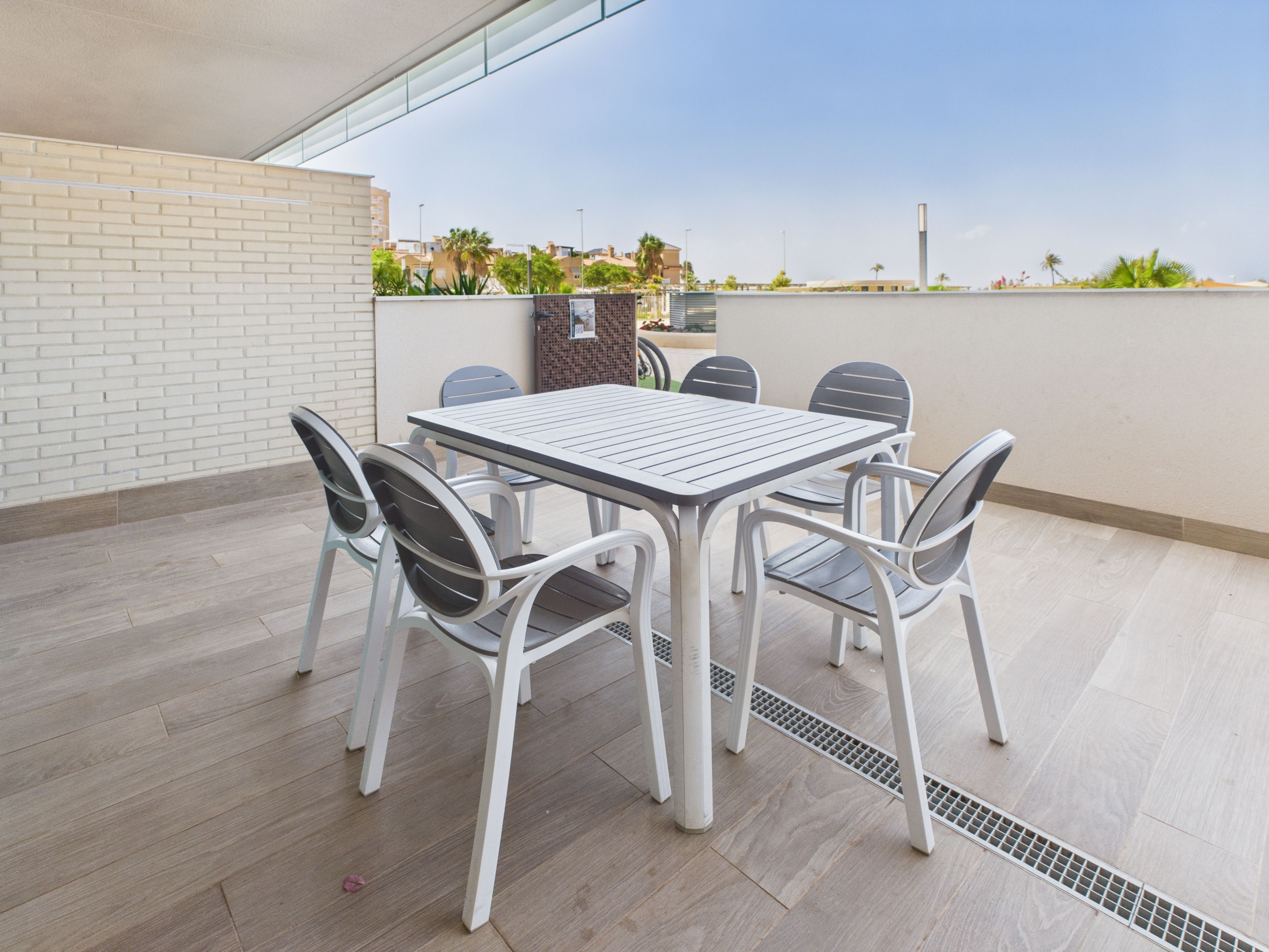 9775_seafront_2_bedroom__2_bathroom_apartment_with_stunning_mar_menor_views_playa_honda_010925165328_cam05282g0_pr0089_still016