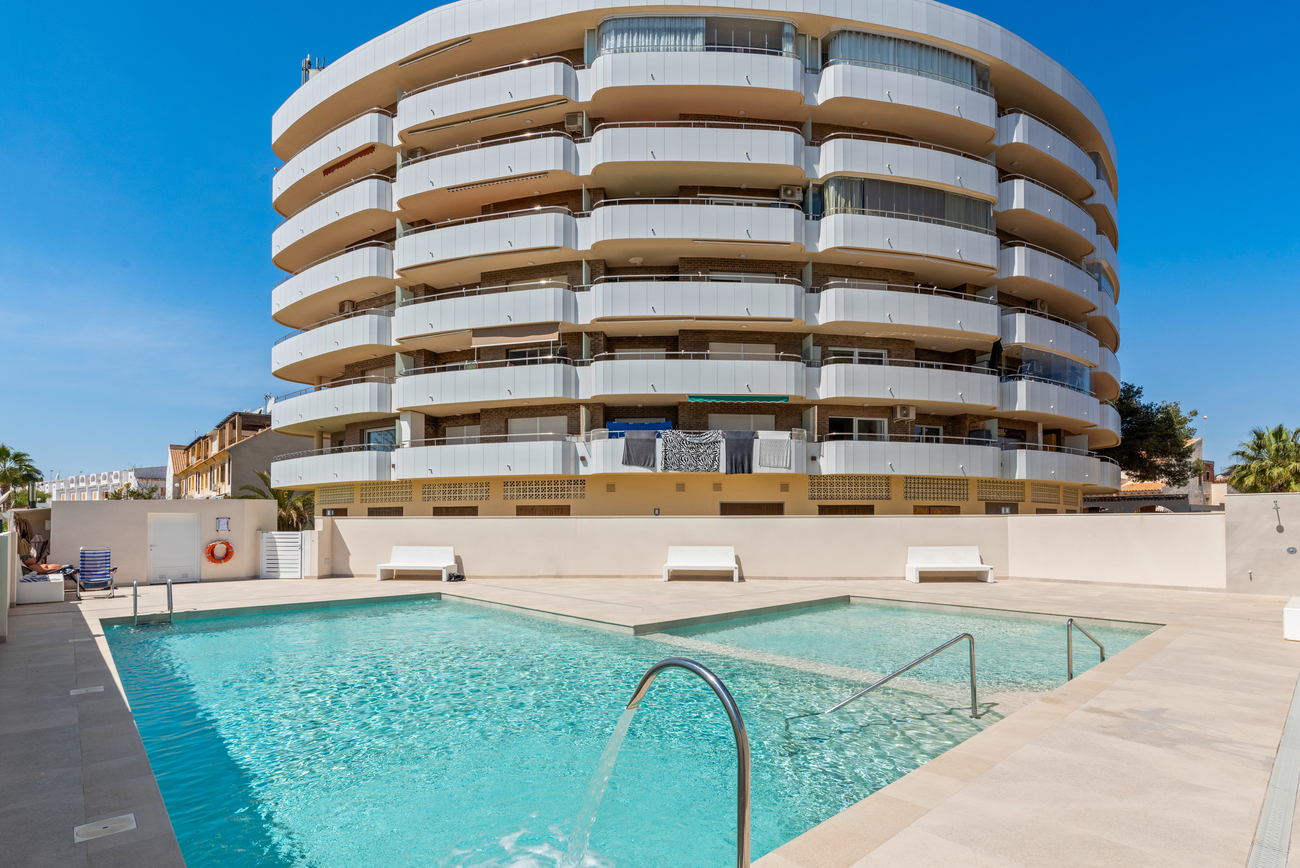 apartment-la-zenia-at25121-30