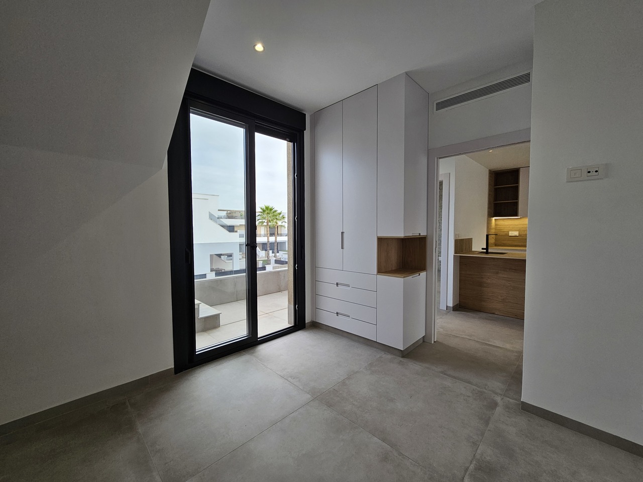 c3e36fced03198f44e0a_xlarge