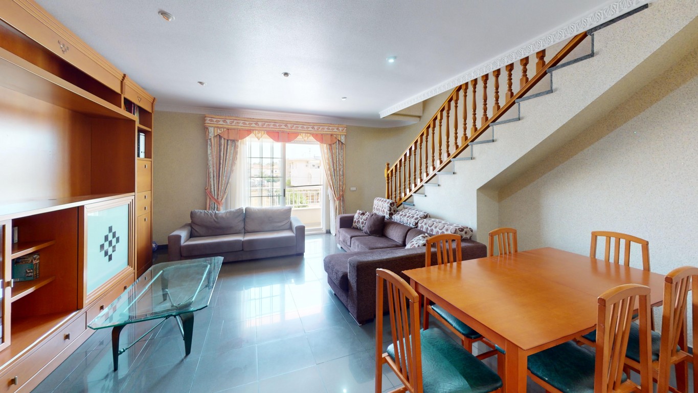 full_1463381_64803477