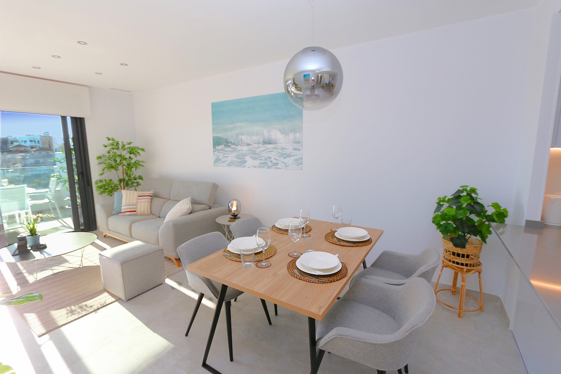 g_0t8i773rbz7t44ux6fs2