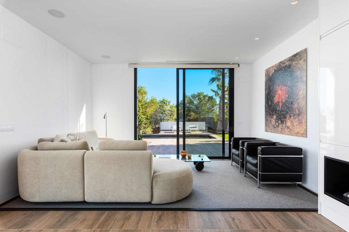 o_1iiufe3n87f2goe153j1r1j7k53n