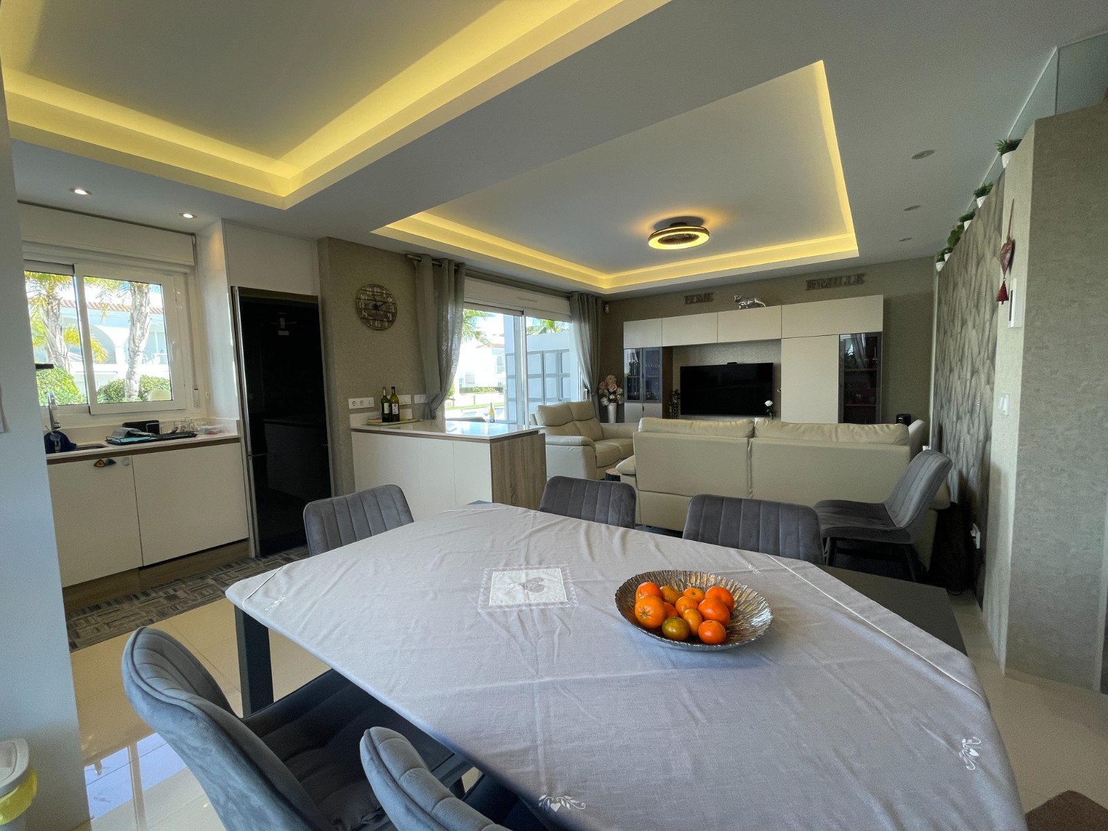 o_1ij8nna5giqh1seo15o5bbm17va4t