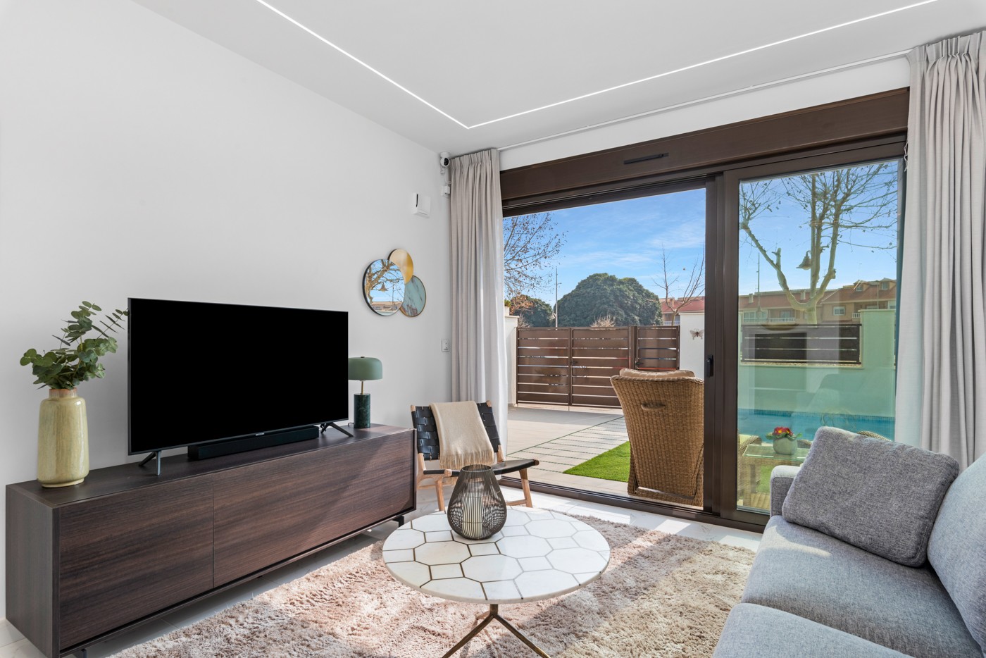 o_1ikmiaj9h153sbqu1kqpve4jmp38