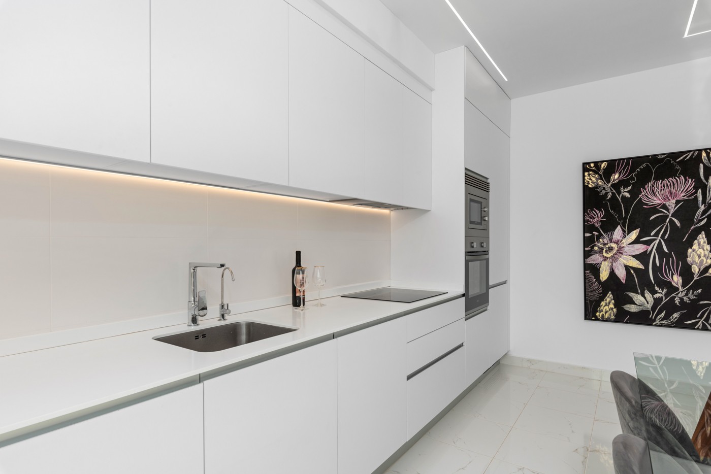 o_1ikmiaj9h1bn7eh1p5g15he1vj631