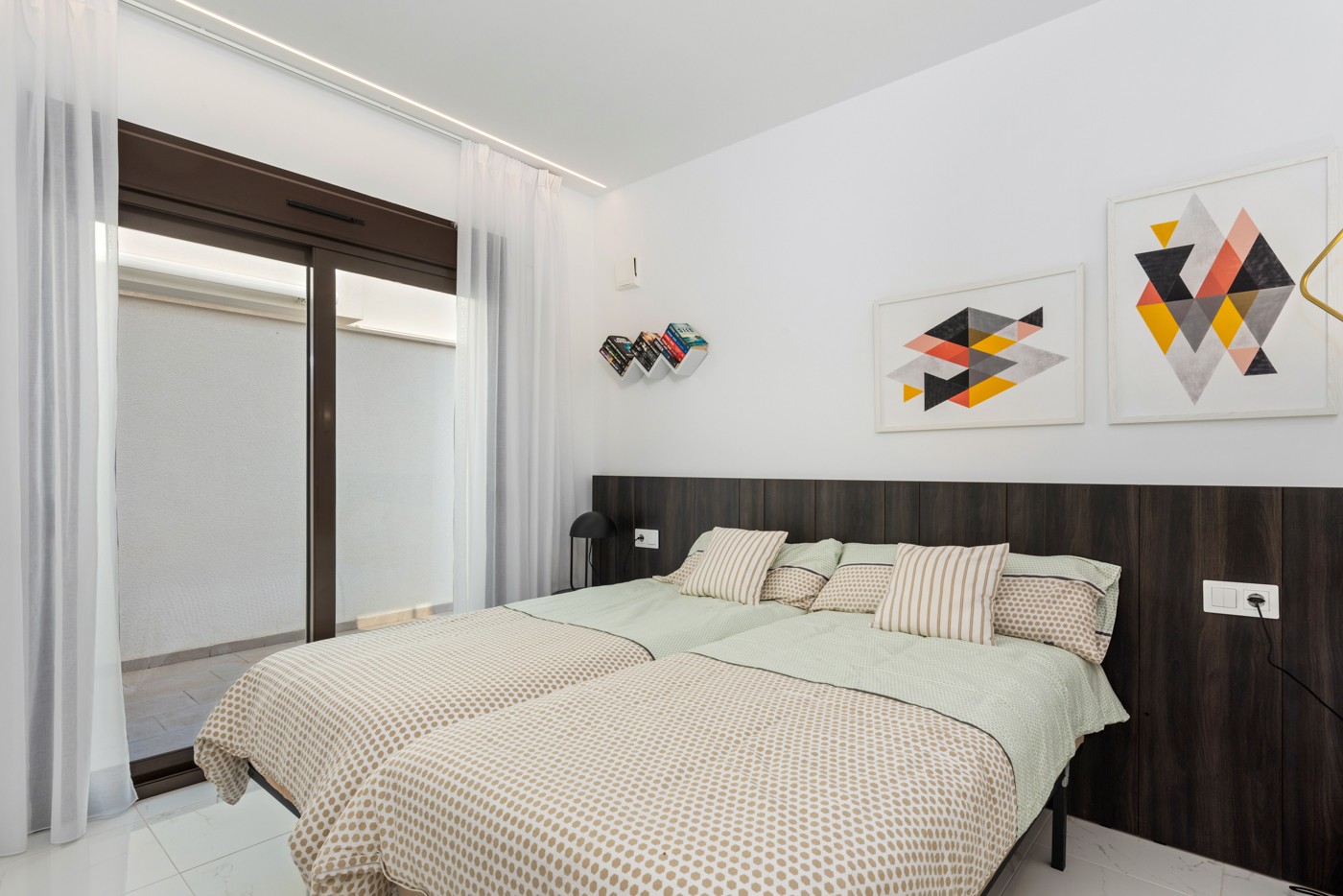 o_1ikmiaj9h66bbnd3f71jb11aba2n