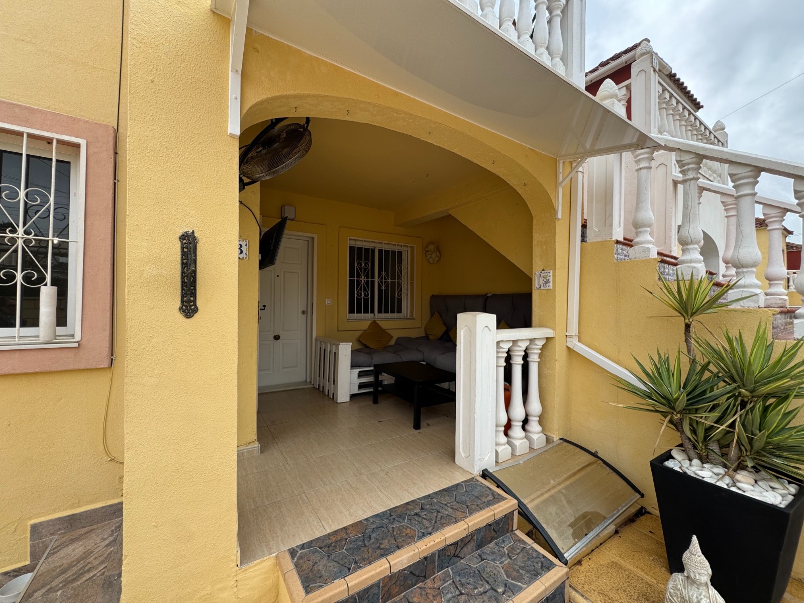 o_1ilr0rirl4uk76t13cd1h1316lm2j