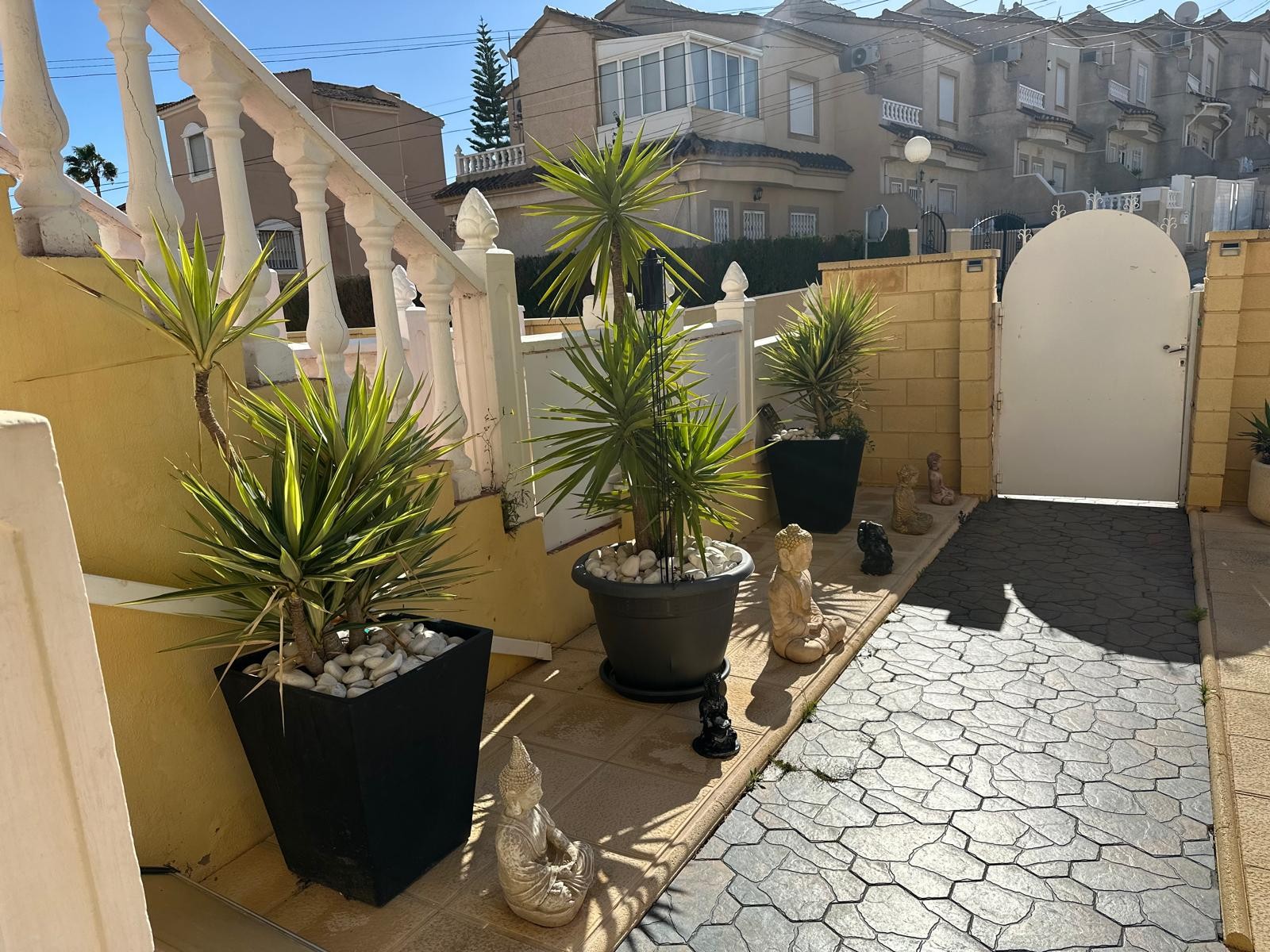 o_1im4tlflkpkm1tjr1tvq16q41s8k20