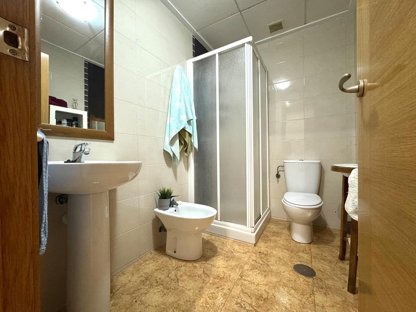 o_1im84bjba18olo6d13oq1cbv1tla1t