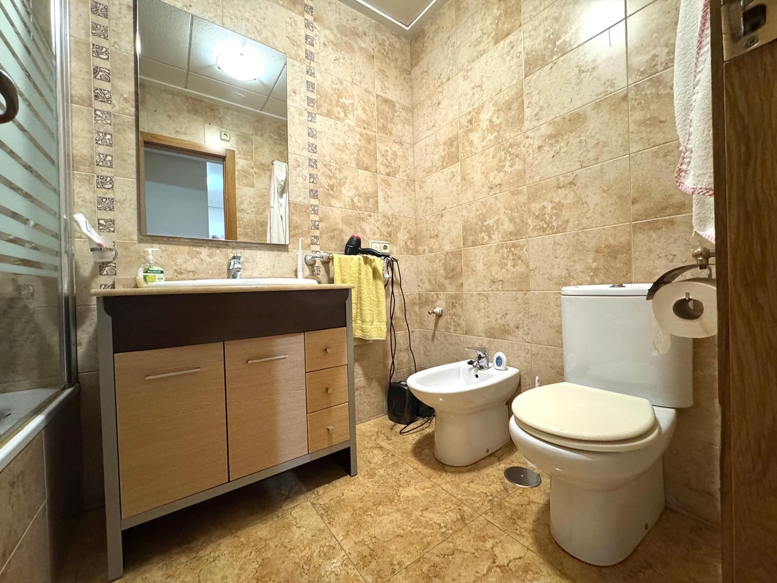 o_1im84bjba1gu31354mbu16ebiae1r