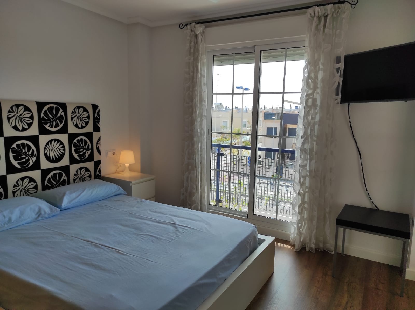 o_1imt49b54583f52956moqtle29