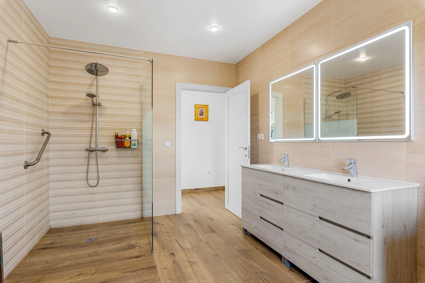 o_1inuclv1kgsj16ck1tgj10831s193a