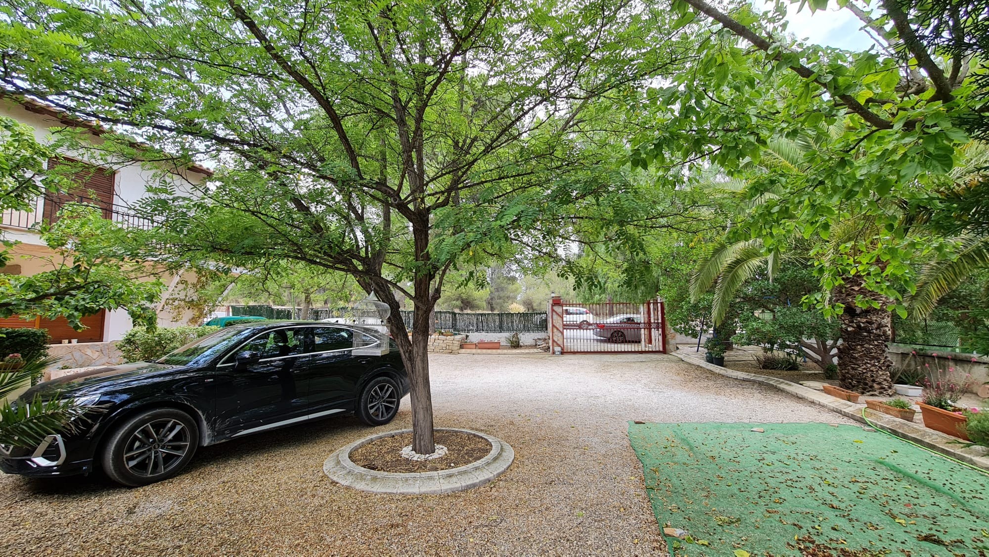 o_1istbrkqh12qv57fl2l1eoc1a1g4v