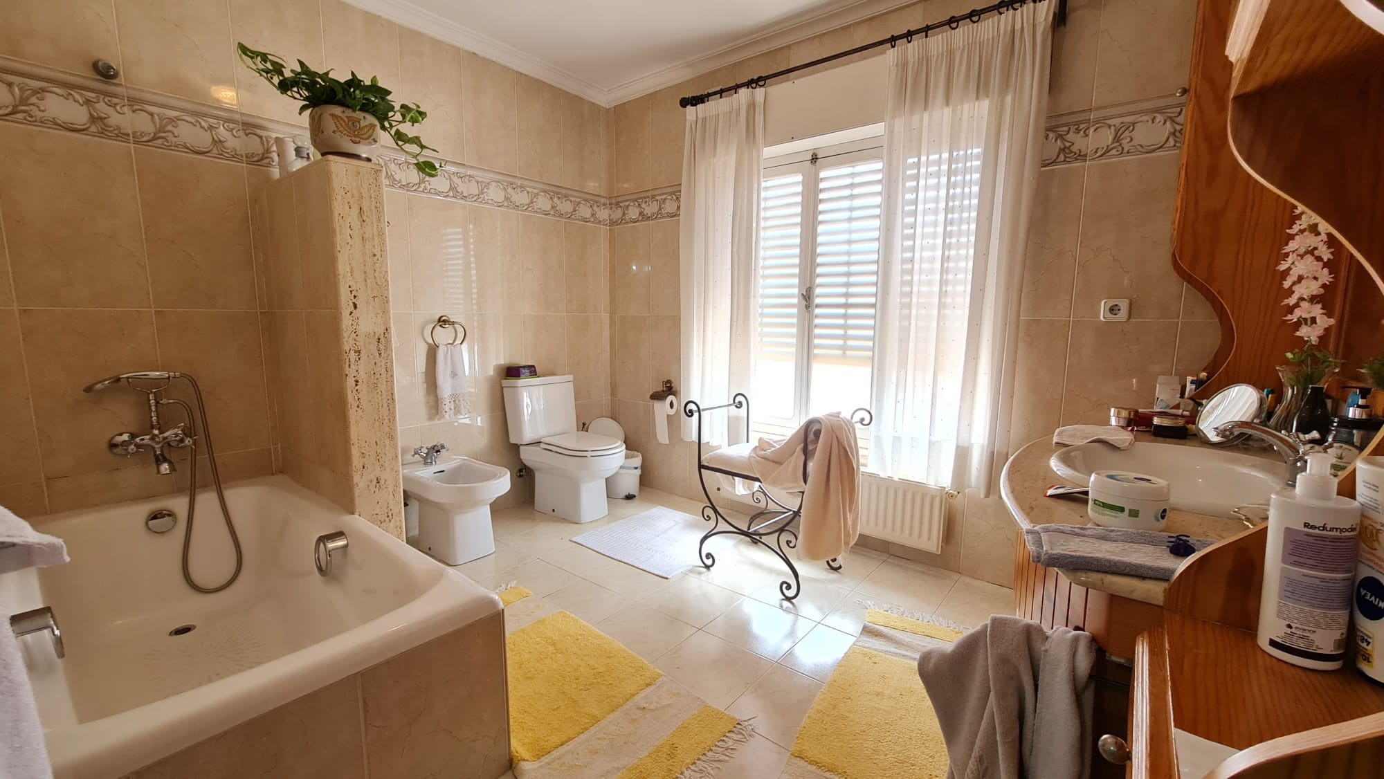 o_1istbrkqh79p1msa1bufsv5b5e49