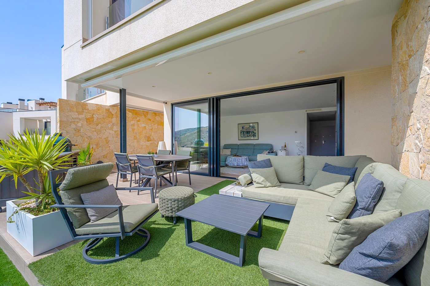 o_1its359h716ht1ajb1si6koq7e632