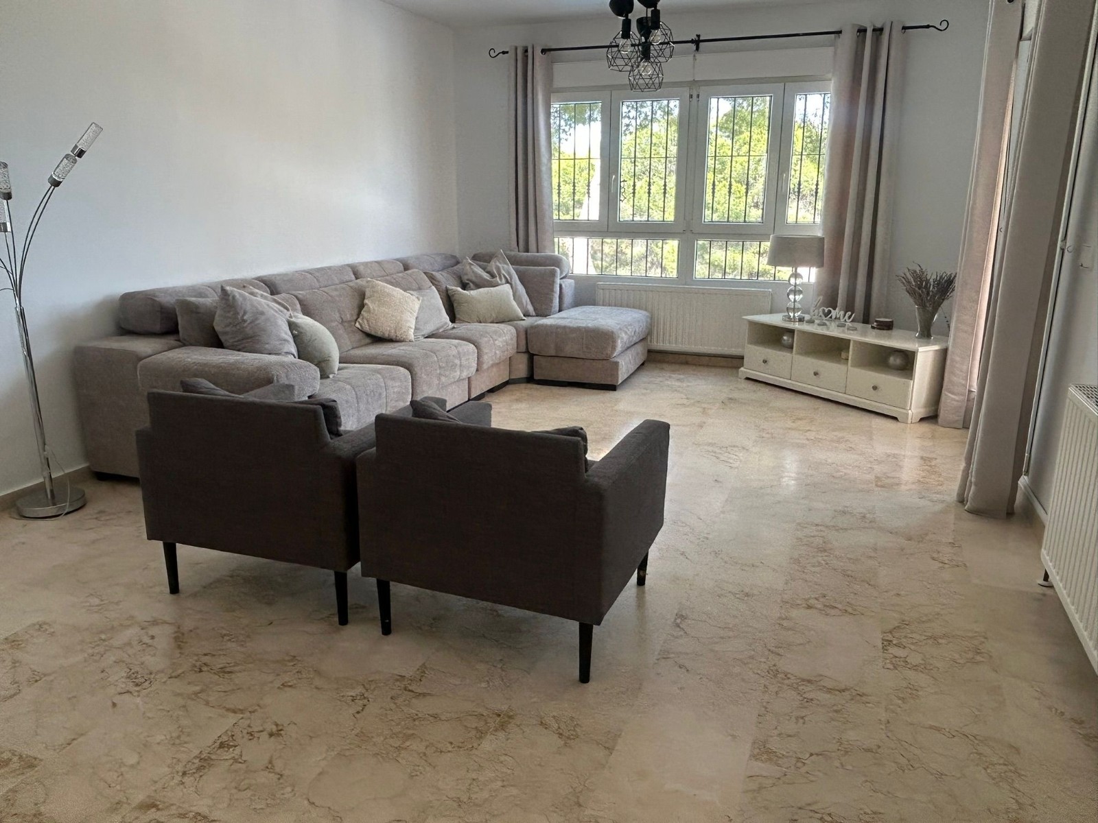 o_1itsns62c13nfjj91iuv1ovkrse2u