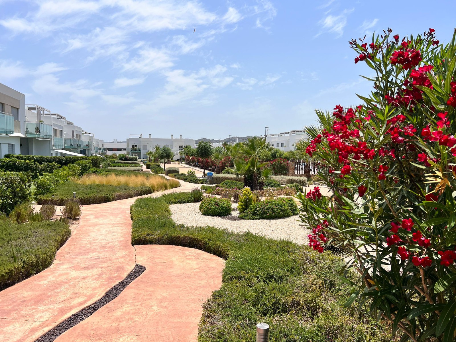 o_1iujk49bepfkp8424u1a4s10n120