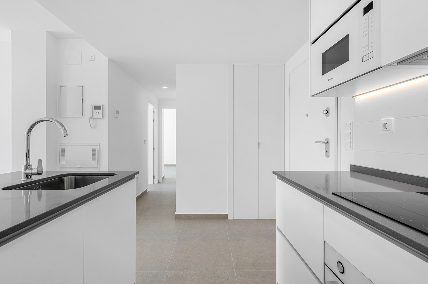 o_1j0recvev80rpr51icckm39m32b