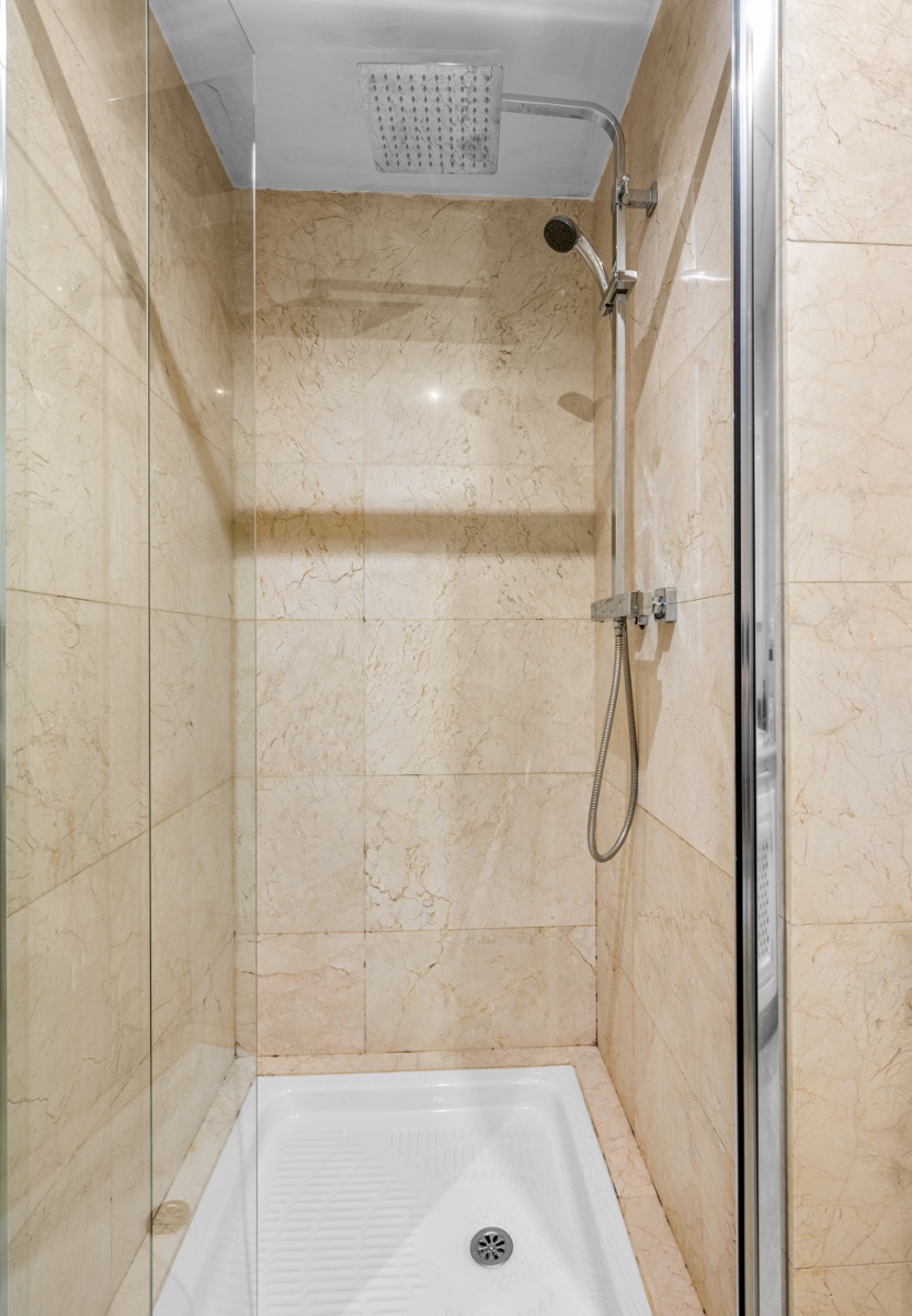 o_1j1ovaqtv1pfvkbd7qstg3l2v