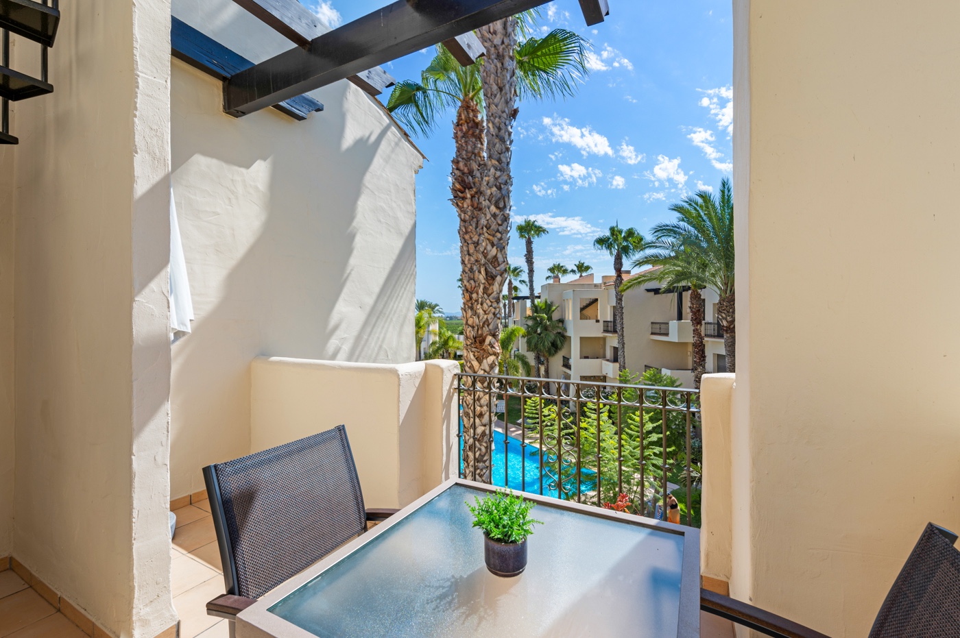 o_1j1ovaqtv1v3t1eqt1ib5575ksd2j