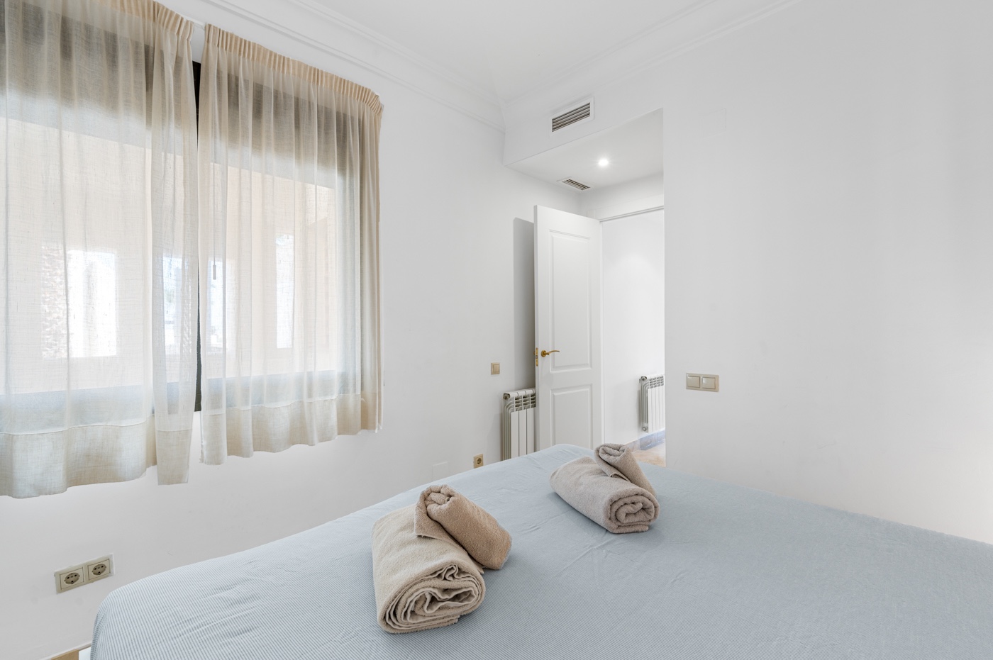 o_1j1ovaqu01cmvekd5sm1a9n1uei32