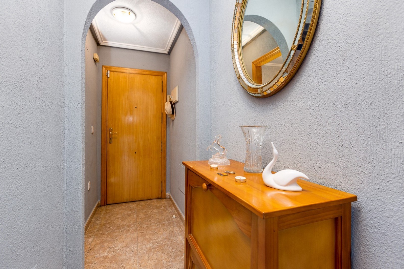 o_1j1v5k2171hln1m6eq7c1bfn1ebi2j