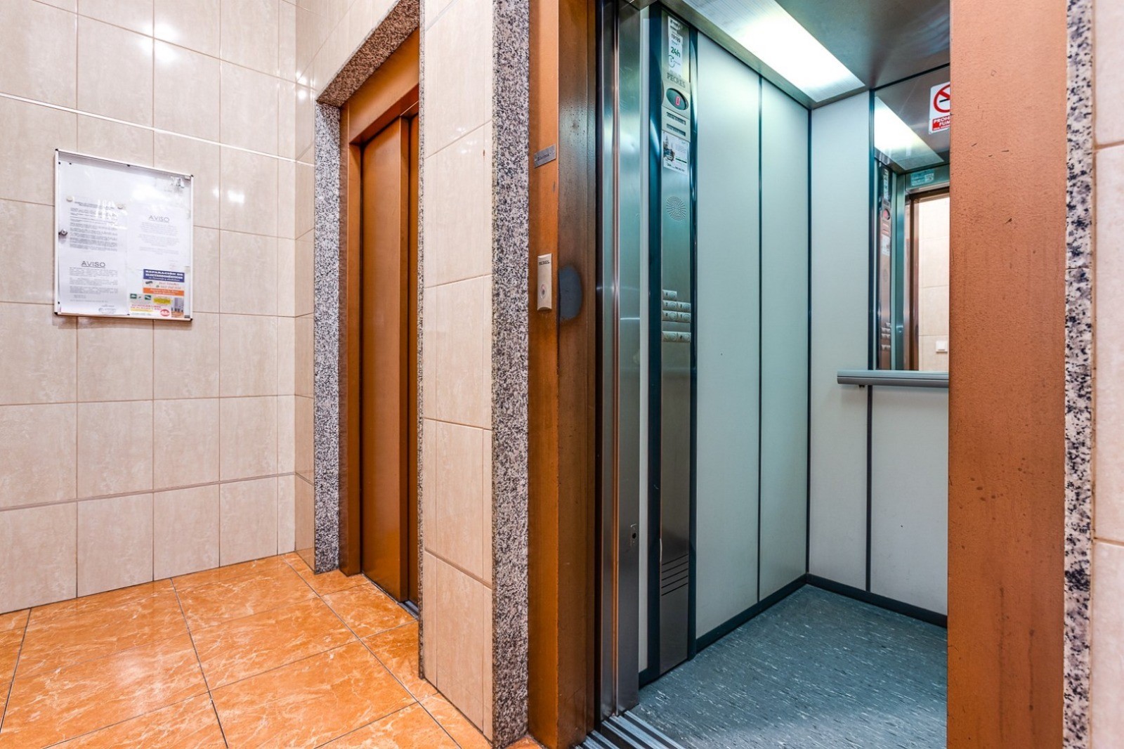 o_1j1v5k21816u89ok14l9ero1v6738