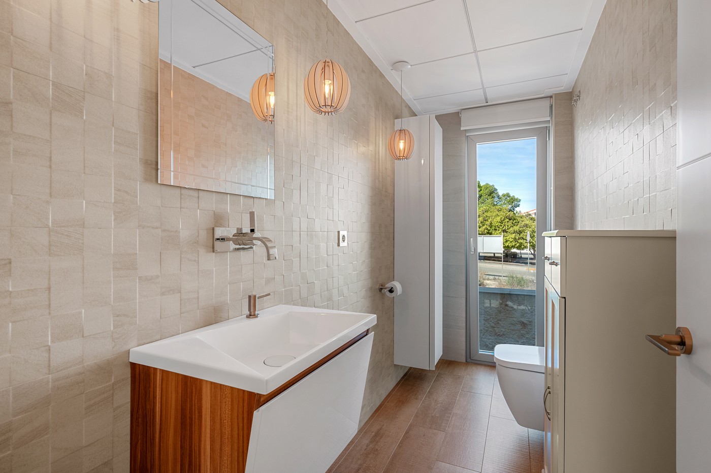 o_1j484uf5t2g2ntt1u77nlh19da3g