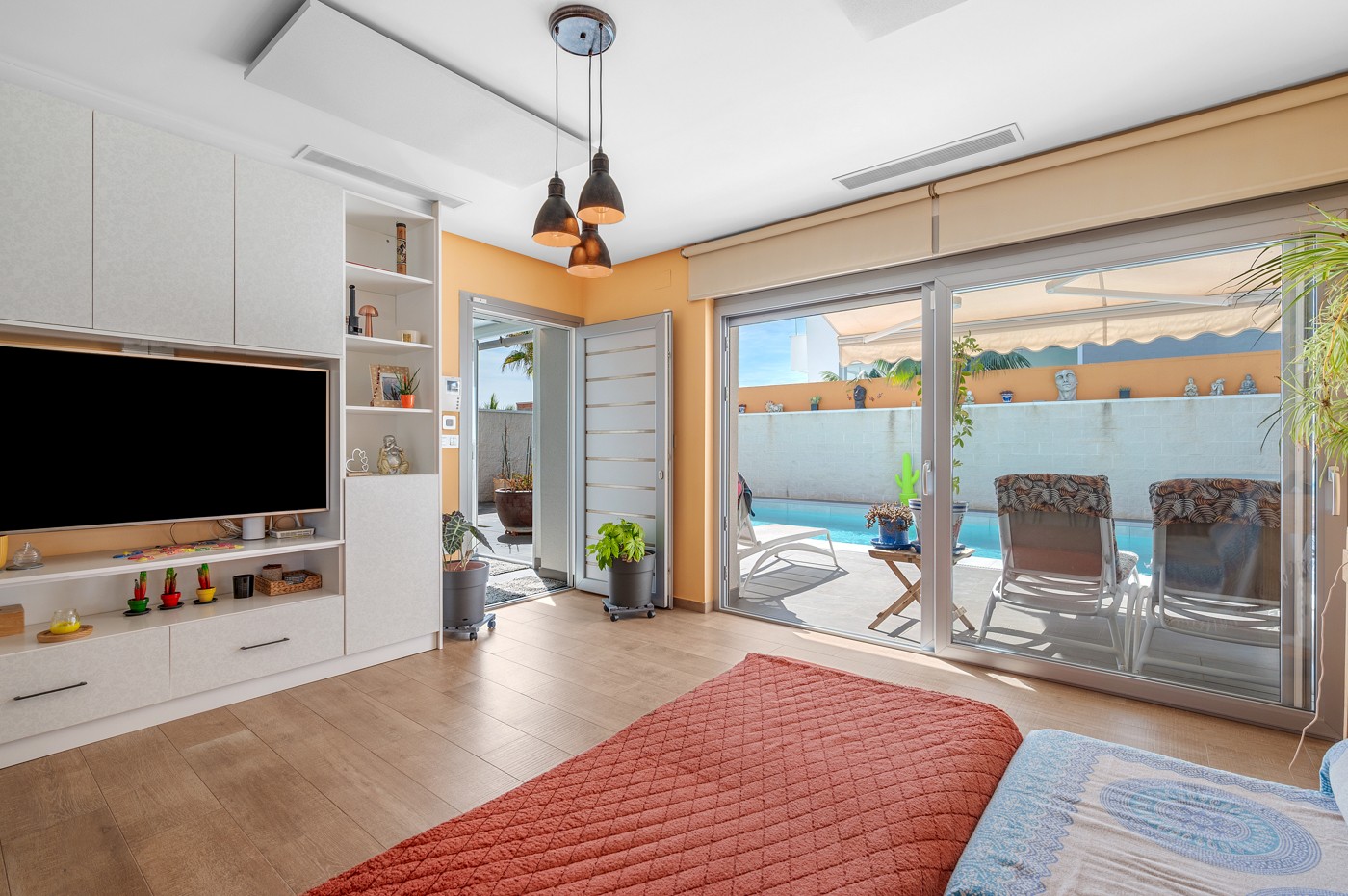 o_1j484uf5td53ldpgug19cq1f33n