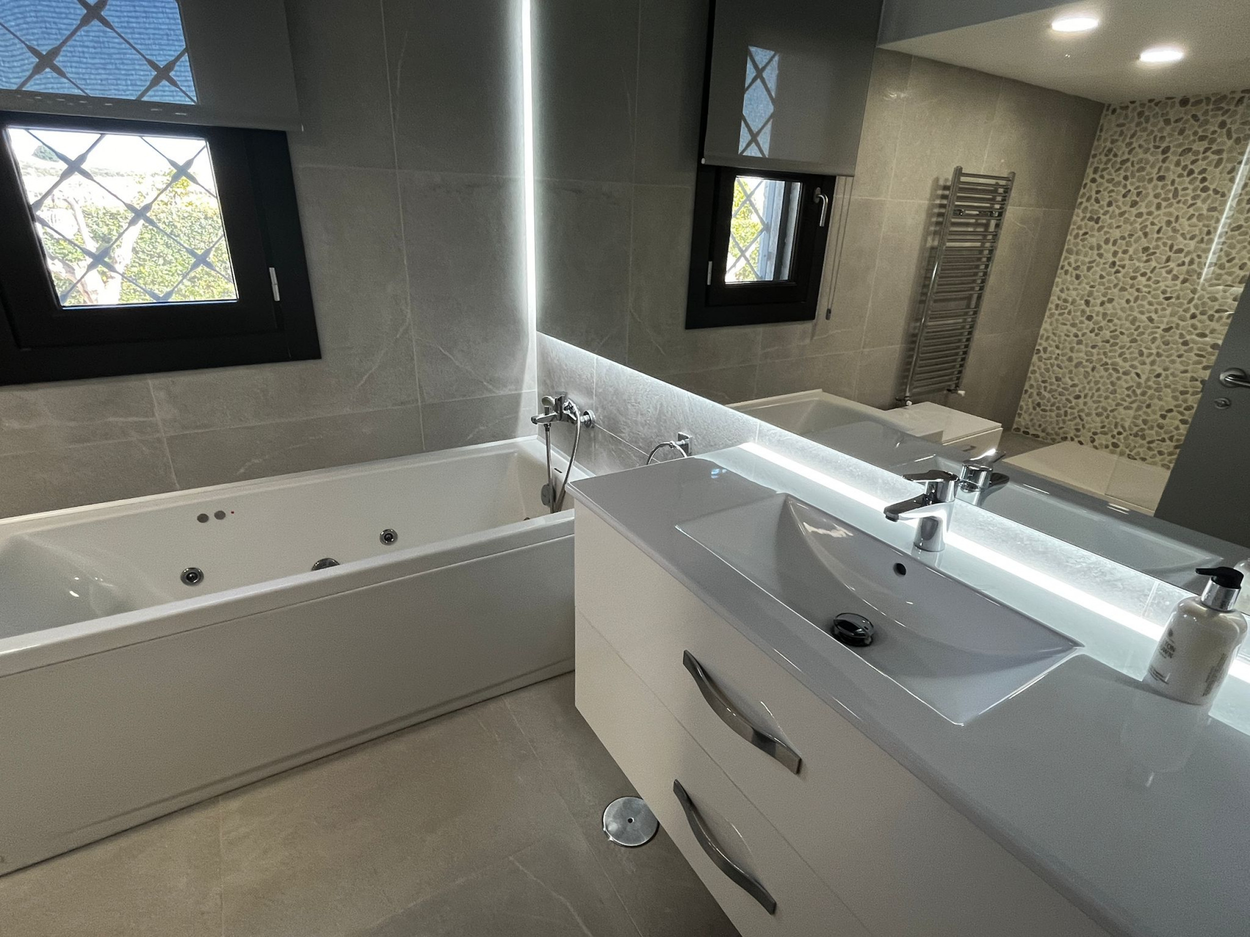 property_attachment_1dy2y5j6ac_20221109095059