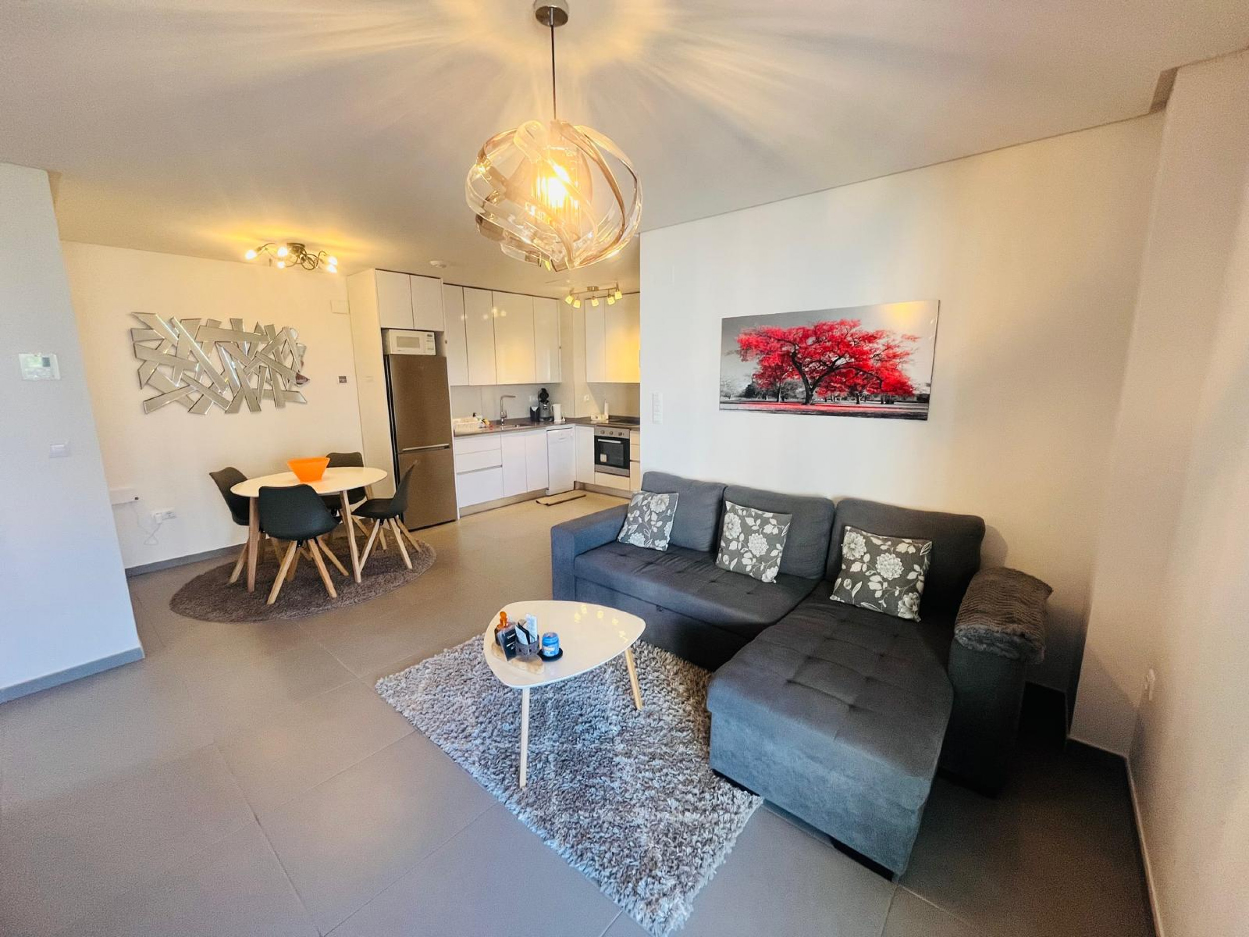 property_attachment_1hpxf69r53_20250319112024