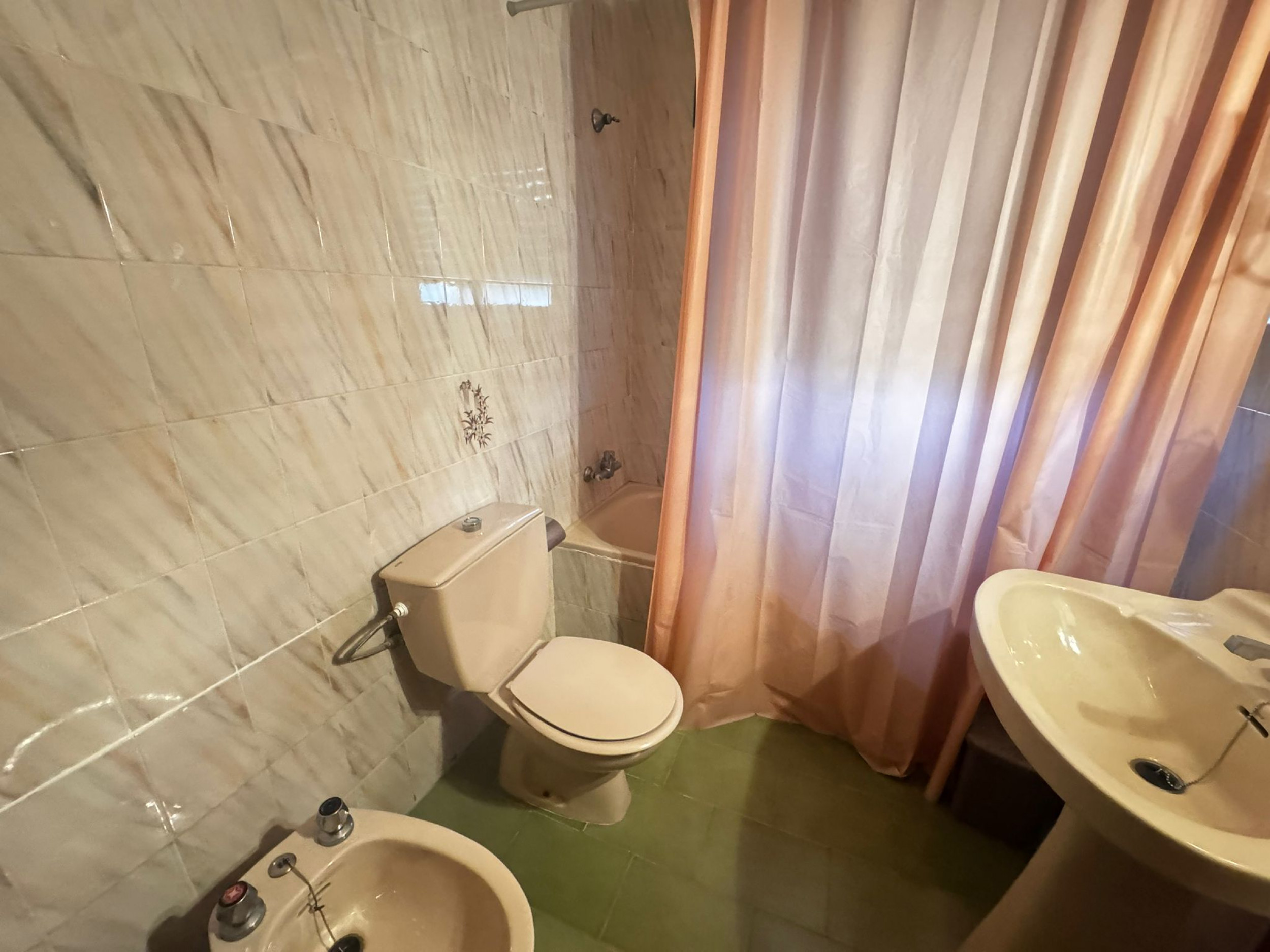 property_attachment_1lgghrhj8m_20250919043919