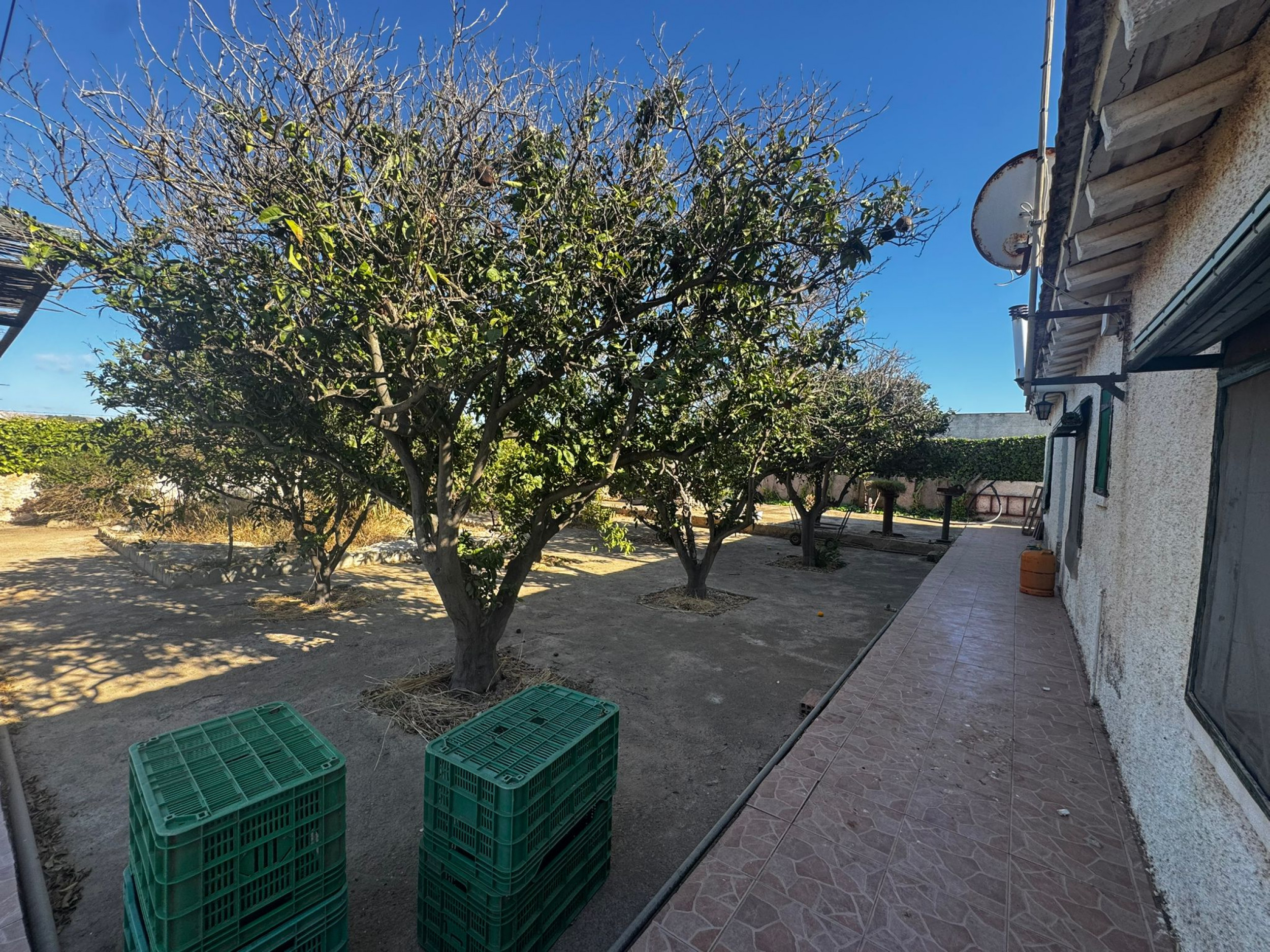 property_attachment_1mmzz4har2_20250919043932